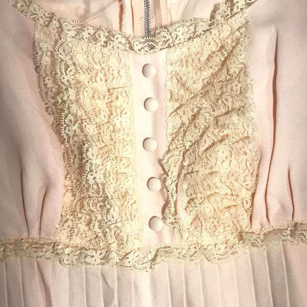 Vintage pleated dress